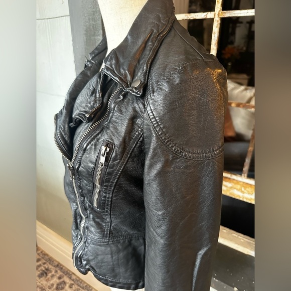 Free People Black Moto Vegan Leather Motorcycle Jacket Womens Size 2 - Picture 5 of 10